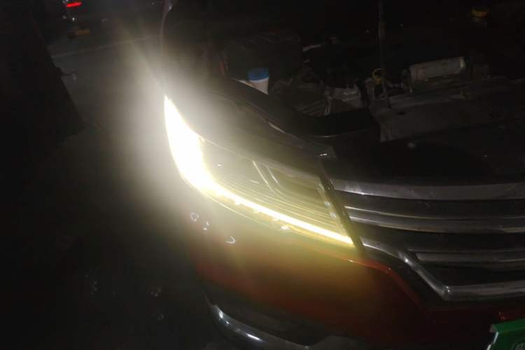Used Roewe RX3 2018 18T Automatic Internet Smart Edition Right Front Headlight