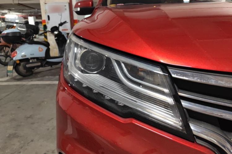 Used Roewe RX3 2018 1.6L CVT Flagship Edition Right Front Headlight