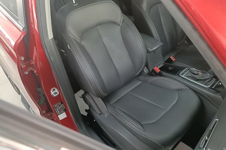 Used Roewe RX3 2018 1.6L CVT Internet Smart Edition Right Front Seat