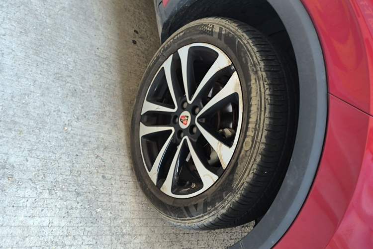 Used Roewe RX3 2018 1.6L CVT Internet Smart Edition Right Front Wheel Hub