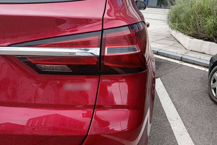 Used Roewe RX3 2018 1.6L CVT Flagship Edition Right Rear Taillight