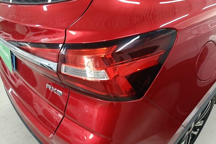 Used Roewe RX3 2018 1.6L CVT Internet Smart Edition Right Rear Taillight
