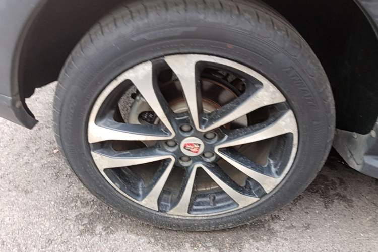 Used Roewe RX3 2018 1.6L CVT Flagship Edition Right Rear Wheel Hub