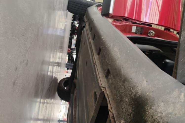 Used Roewe RX3 2018 18T Automatic Internet ZhiZun Edition Right Side Sill