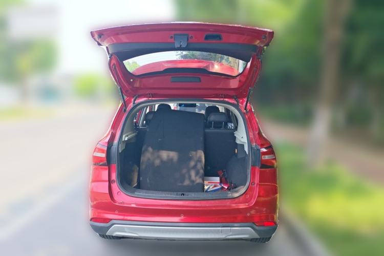 Used Roewe RX3 2018 1.6L Manual Flagship Edition Trunk