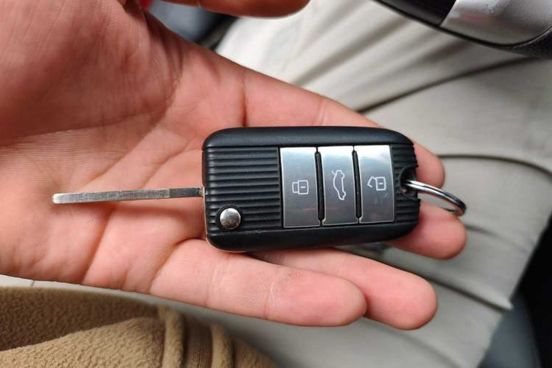 Used Roewe RX3 2018 1.6L Manual Flagship Edition Vehicle Key