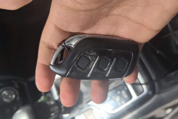 Used Roewe RX3 2018 1.6L CVT Internet Smart Edition Vehicle Key