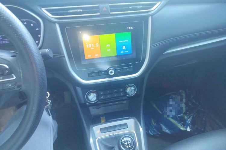Used Roewe RX3 2018 1.6L Manual Flagship Edition Audio And AC Panel