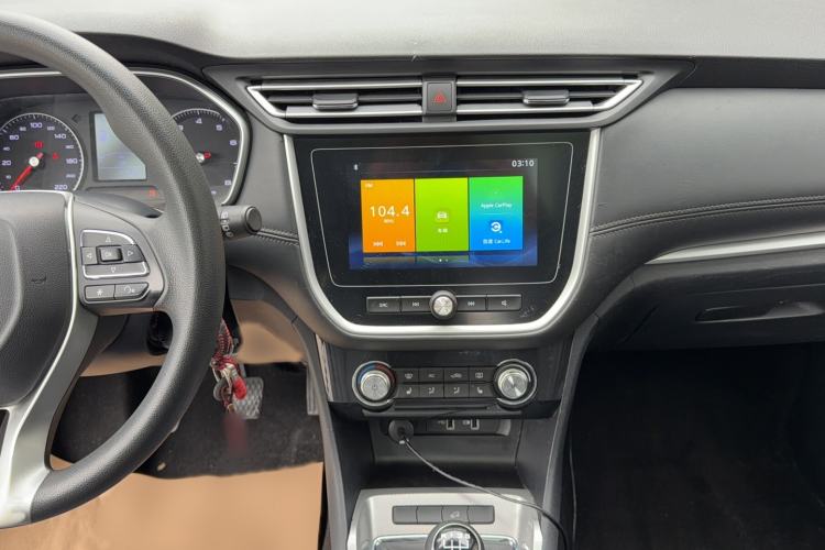 Used Roewe RX3 2018 1.6L Manual Flagship Edition Audio And AC Panel