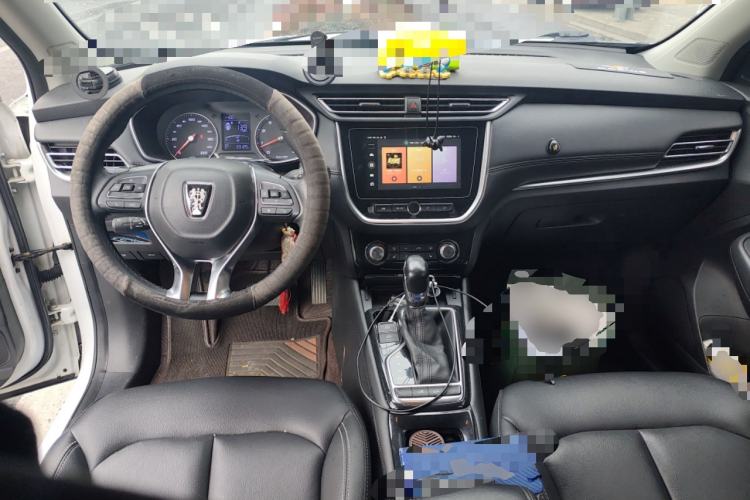 Used Roewe RX3 2018 1.6L CVT Internet Smart Edition Center Console