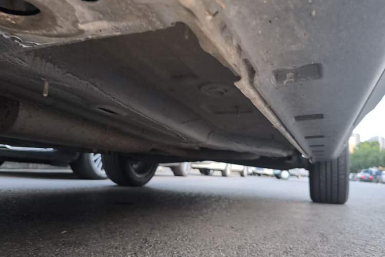 Used Roewe RX3 2018 1.6L Manual Elite Edition Chassis Front Left