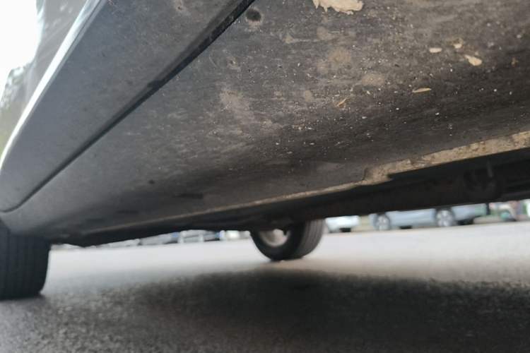 Used Roewe RX3 2018 1.6L Manual Elite Edition Chassis Front Right