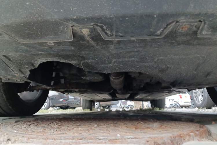 Used Roewe RX3 2018 18T Automatic Internet ZhiZun Edition Chassis Front