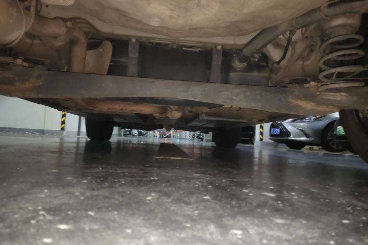 Used Roewe RX3 2018 18T Automatic Flagship Model Chassis Rear