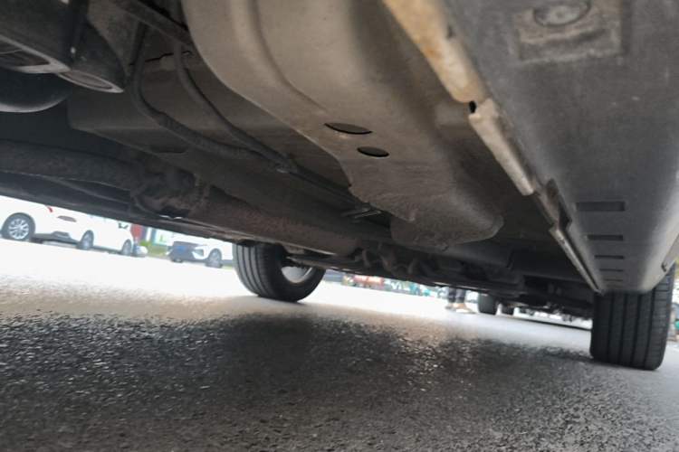 Used Roewe RX3 2018 1.6L Manual Elite Edition Chassis Rear Right