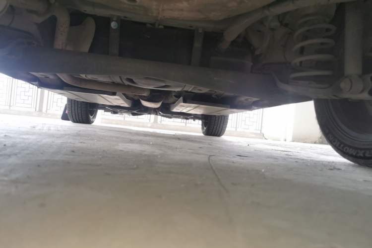 Used Roewe RX3 2018 1.6L CVT Internet Smart Edition Chassis Rear