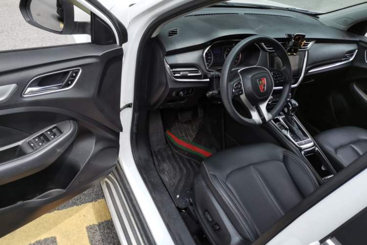 Used Roewe RX3 2018 18T Automatic Flagship Model Driver Seat