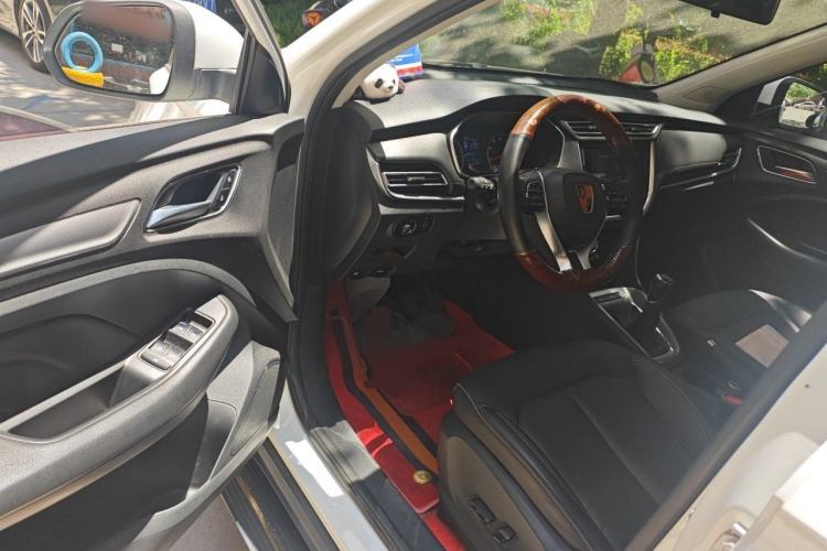 Used Roewe RX3 2018 1.6L Manual Internet Smart Edition Driver Seat