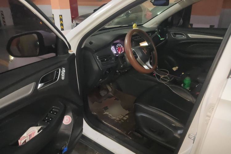 Used Roewe RX3 2018 18T Automatic Flagship Model Driver Seat