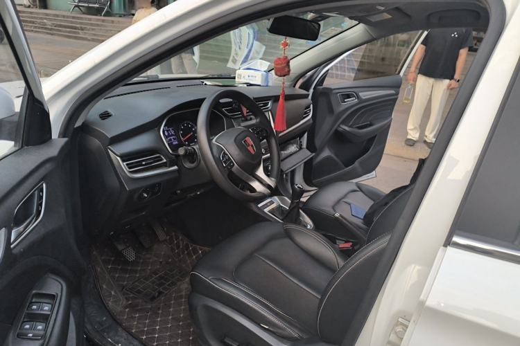 Used Roewe RX3 2018 1.6L Manual Elite Edition Driver Seat