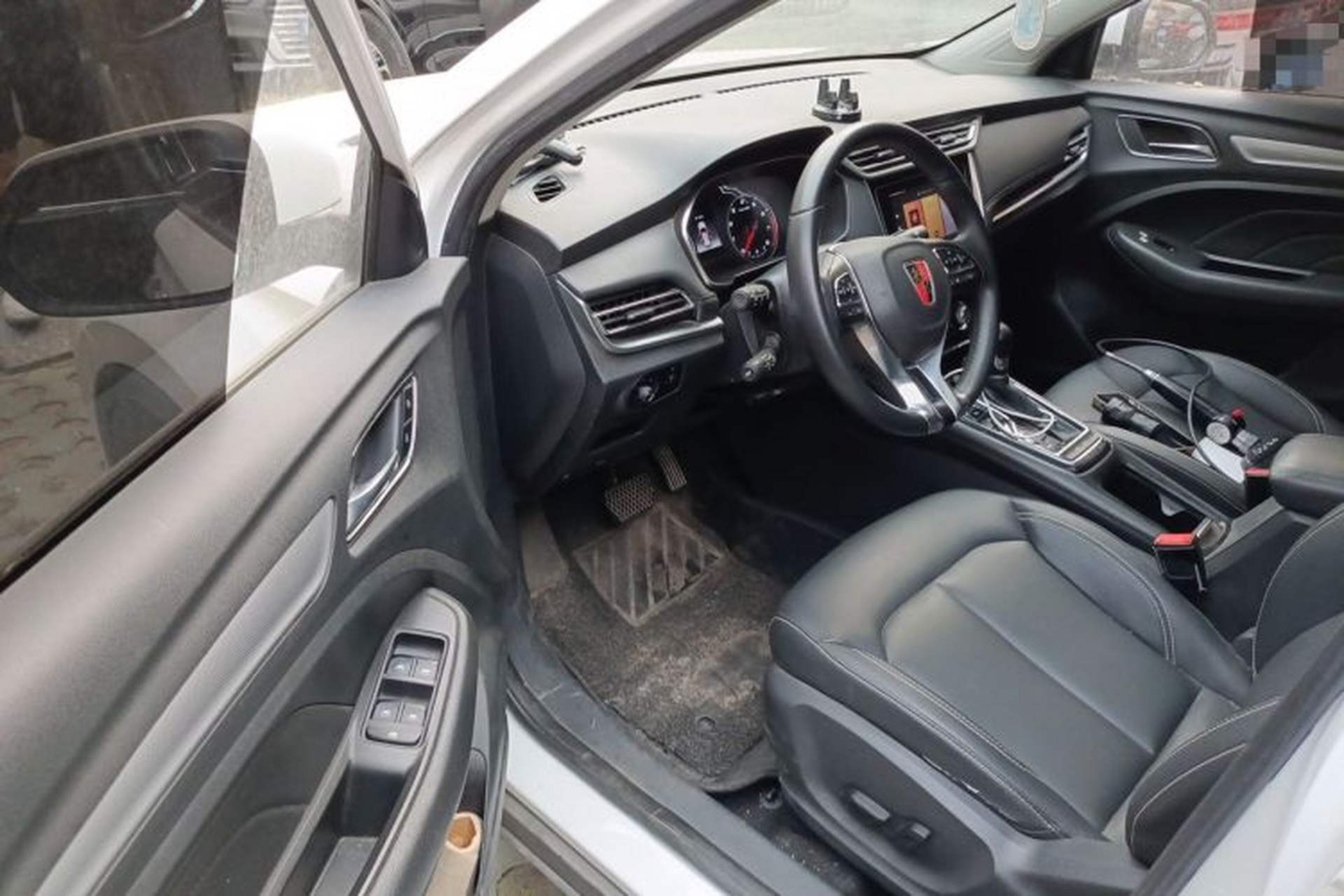 Used Roewe RX3 2018 18T Automatic Internet ZhiZun Edition Driver Seat