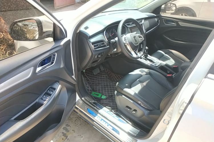 Used Roewe RX3 2018 1.6L CVT Internet Smart Edition Driver Seat
