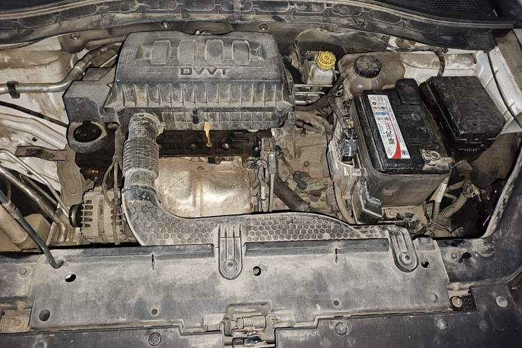 Used Roewe RX3 2018 1.6L CVT Flagship Edition Engine Bay