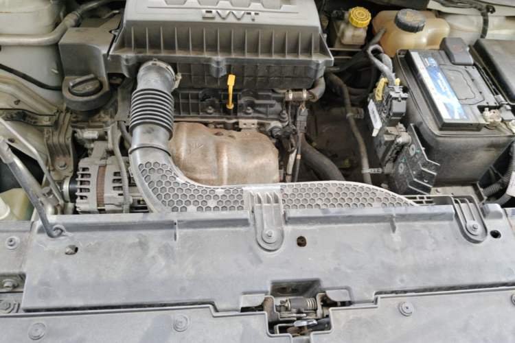 Used Roewe RX3 2018 1.6L CVT Flagship Edition Engine Bay