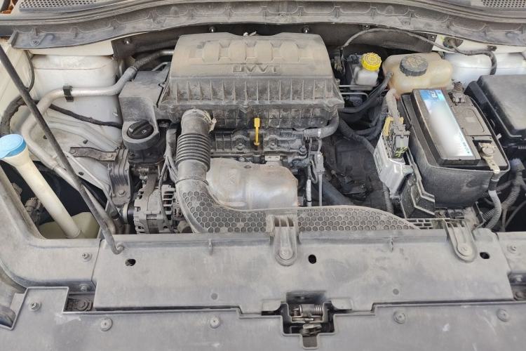 Used Roewe RX3 2018 1.6L CVT Internet Smart Edition Engine Bay