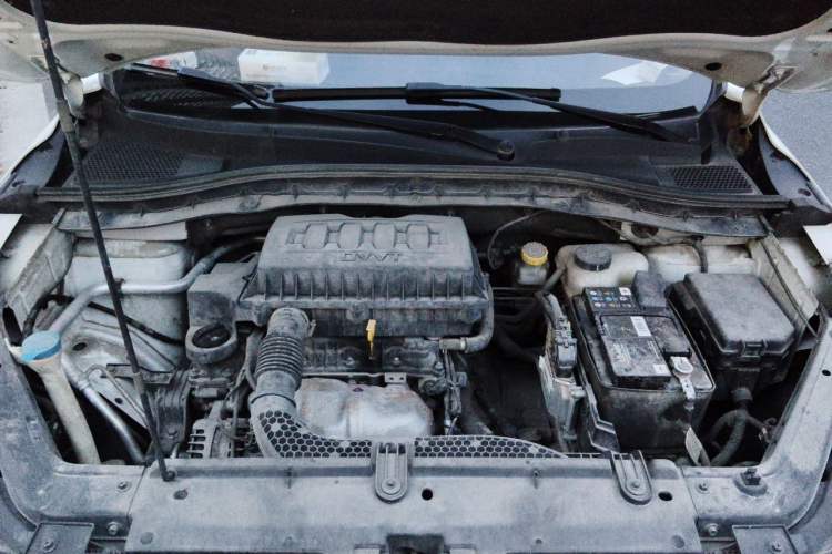 Used Roewe RX3 2018 1.6L CVT Flagship Edition Engine Bay