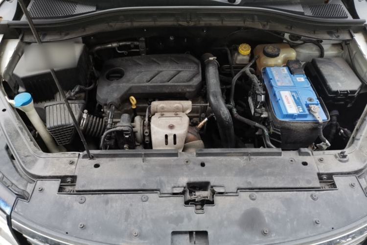Used Roewe RX3 2018 18T Automatic Flagship Model Engine Bay