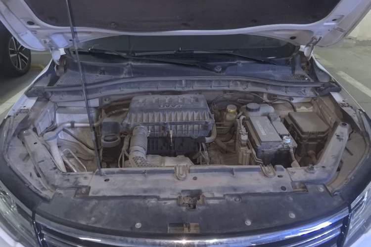 Used Roewe RX3 2018 1.6L CVT Flagship Edition Engine Bay