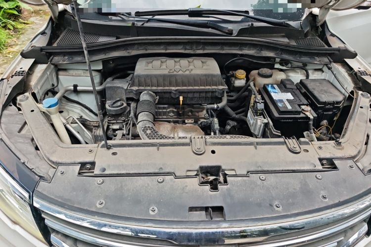 Used Roewe RX3 2018 1.6L Manual Flagship Edition Engine Bay