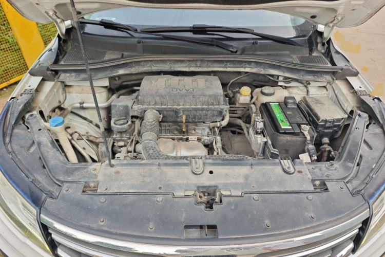 Used Roewe RX3 2018 1.6L CVT Flagship Edition Engine Bay
