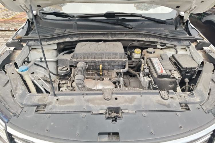 Used Roewe RX3 2018 1.6L CVT Internet Smart Edition Engine Bay