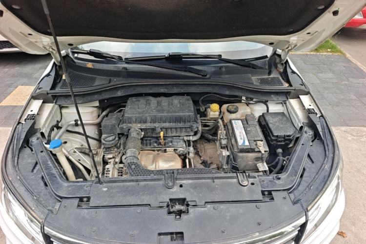 Used Roewe RX3 2018 1.6L CVT Flagship Edition Engine Bay