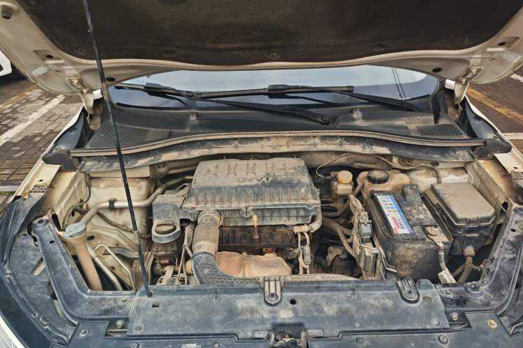 Used Roewe RX3 2018 1.6L Manual Flagship Edition Engine Bay
