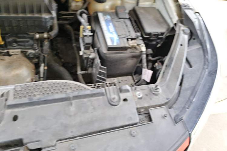 Used Roewe RX3 2018 1.6L CVT Flagship Edition Engine Bay Left
