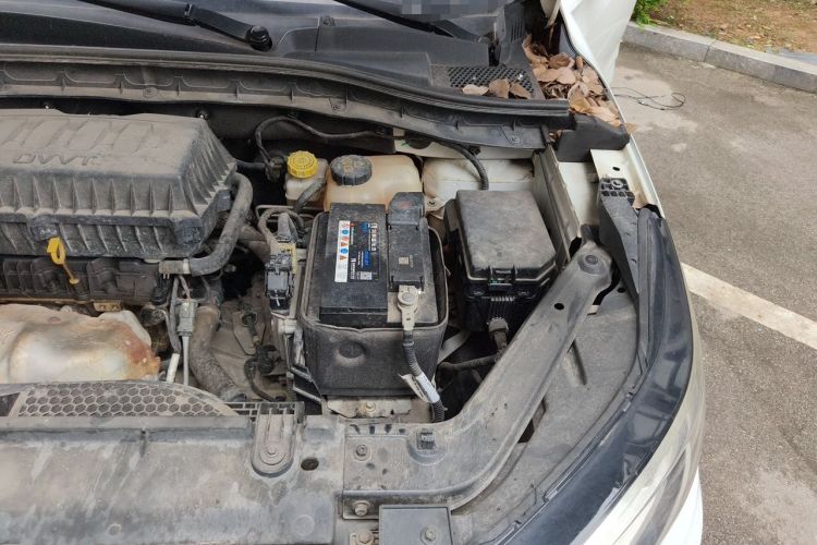 Used Roewe RX3 2018 1.6L CVT Flagship Edition Engine Bay Left
