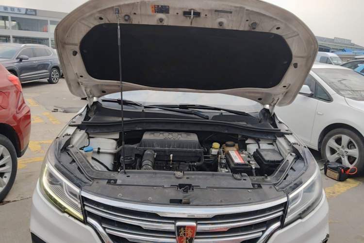 Used Roewe RX3 2018 1.6L CVT Flagship Edition Engine Bay