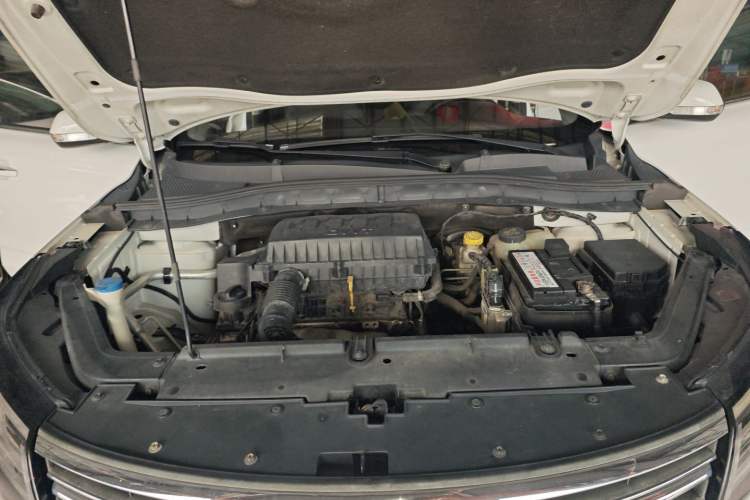 Used Roewe RX3 2018 1.6L CVT Flagship Edition Engine Bay