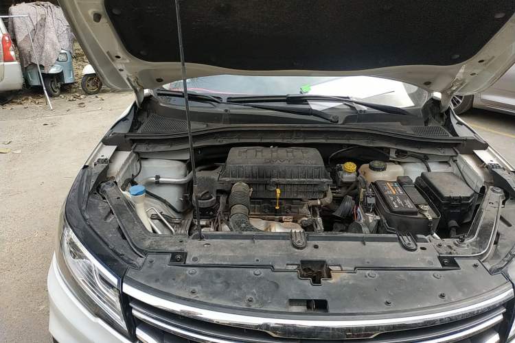 Used Roewe RX3 2018 1.6L Manual Flagship Edition Engine Bay Right