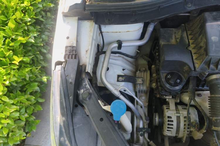 Used Roewe RX3 2018 1.6L CVT Internet Smart Edition Engine Bay Right