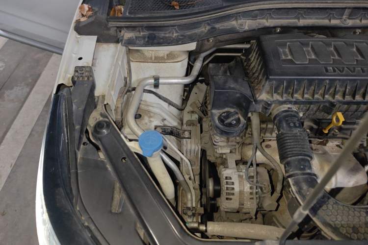 Used Roewe RX3 2018 1.6L CVT Internet Smart Edition Engine Bay Right