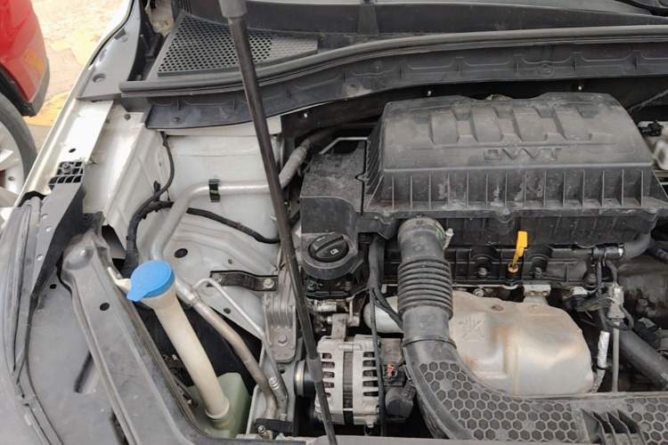 Used Roewe RX3 2018 1.6L CVT Flagship Edition Engine Bay Right