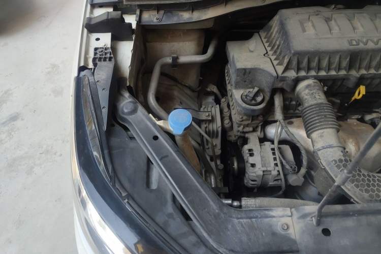 Used Roewe RX3 2018 1.6L Manual Internet Smart Edition Engine Bay Right