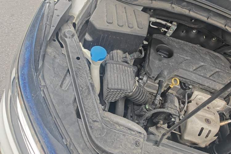 Used Roewe RX3 2018 18T Automatic Flagship Model Engine Bay Right