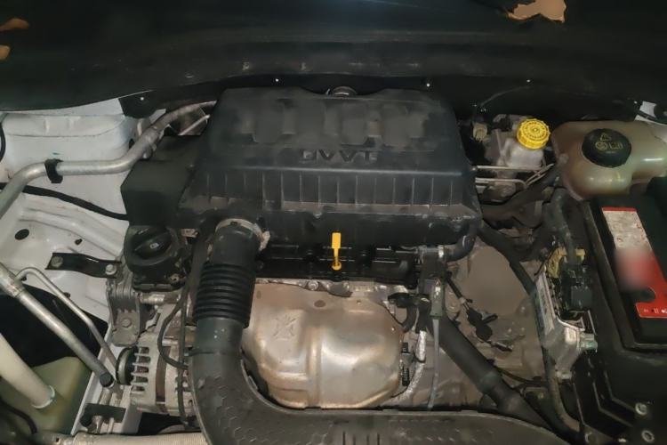 Used Roewe RX3 2018 1.6L CVT Internet Smart Edition Engine Bay