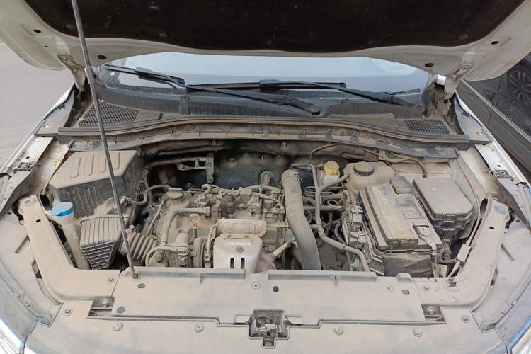 Used Roewe RX3 2018 18T Automatic Internet ZhiZun Edition Engine Bay
