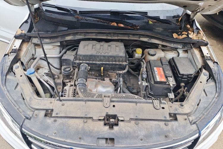 Used Roewe RX3 2018 1.6L CVT Internet Smart Edition Engine Bay